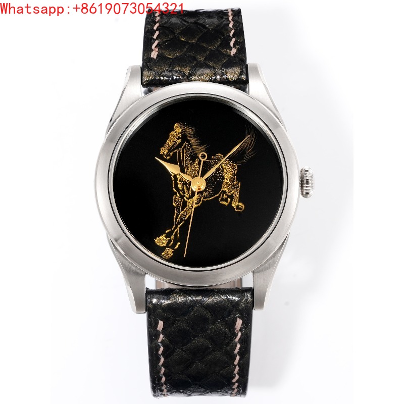 Zodiac Luxury Watch - 大秦帝国は即時成功を収め、金工製の馬年干支機械式時計は軽やかな高級感があります。