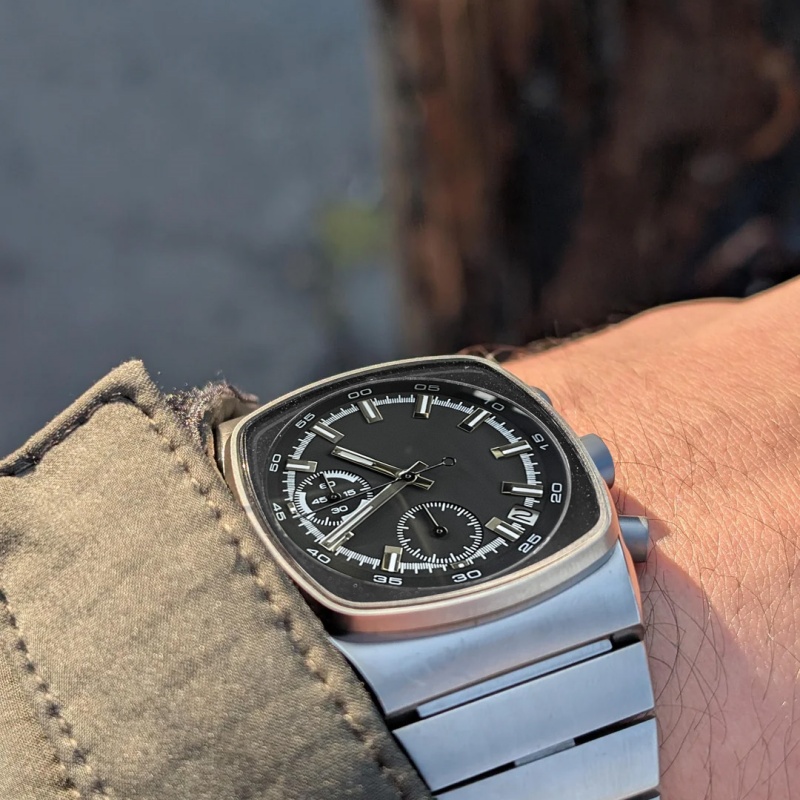 CILOAスクエアスポーツウォッチメンズ高級ギフトライトラグ - Luxury Watch Trends 2025 のレビューと価格