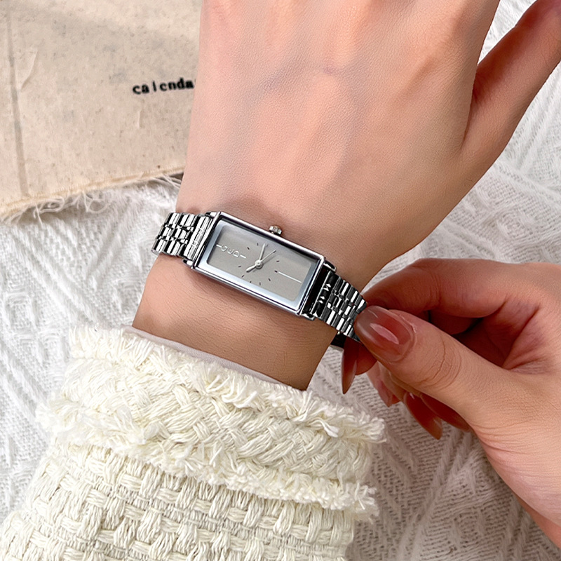 GEDI ヴィンテージ高級長方形ステンレススチールストラップ - Luxury Watch Vintage のレビューと価格
