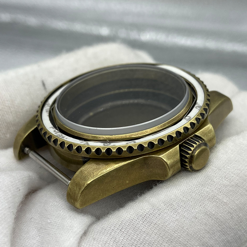 40 ミリメートルヴィンテージブロンズ時計ケースサファイアク - Bronze Case Watch のレビューと価格
