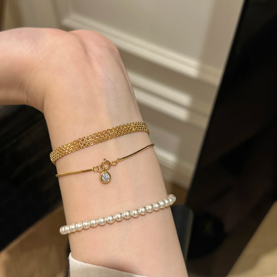 Foydjew イタリアのライト高級ミラネーゼ素敵な時計バン - Luxury Watch Nice のレビューと価格