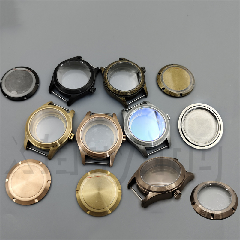 ブラスブロンズダイバーパイロット時計ケース、ブラッシュドウォ - Bronze Case Watch のレビューと価格