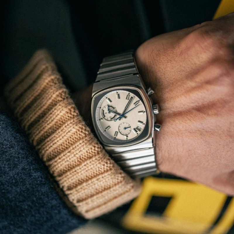 CILOAシルバースクエアスポーツウォッチメンズ高級ブランド - Luxury Watch Trends 2025 のレビューと価格