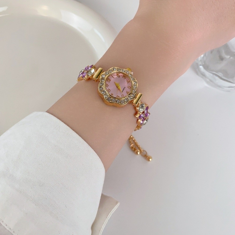 ファッションラインストーン女性クォーツ時計花ハート型ブレスレ - Open Heart Watch のレビューと価格